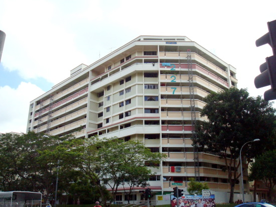 Yishun Street 21 thumbnail photo